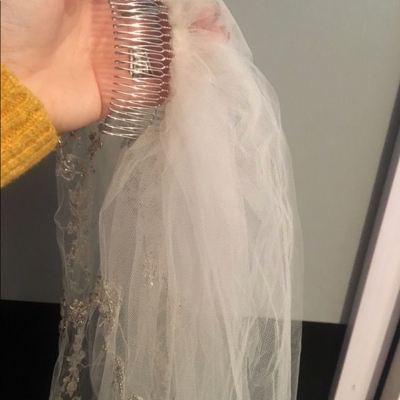 Wedding vail!! - Picture 7 of 8